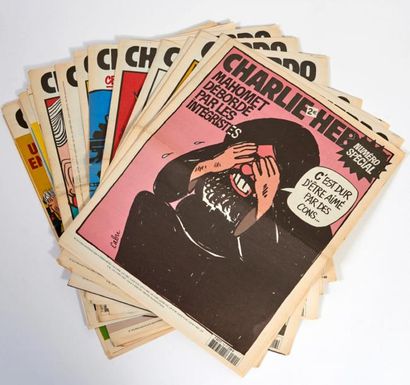 23 NUMEROS DE CHARLIE HEBDO Lot de 23 numéros de CHARLIE HEBDO année 2006 dont le...