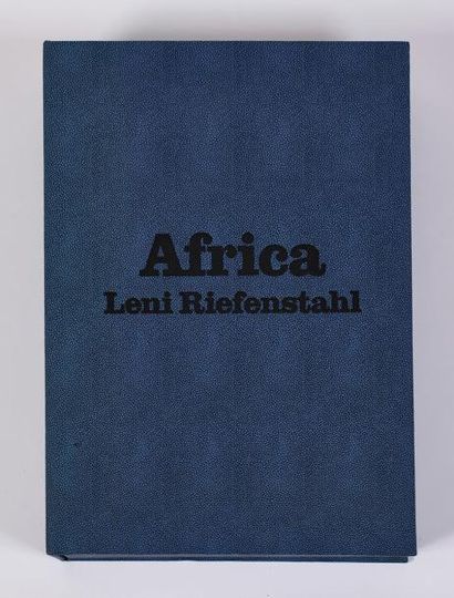 "AFRICA" LENI RIEFENSTAHL "Africa", de Leni Riefenstahl, édition Taschen de luxe....