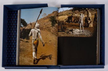 "AFRICA" LENI RIEFENSTAHL "Africa", de Leni Riefenstahl, édition Taschen de luxe....