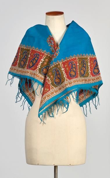 CHALE XIXème Châle en étamine de laine, Mulhouse, XIXème siècle, fond bleu, bordure...