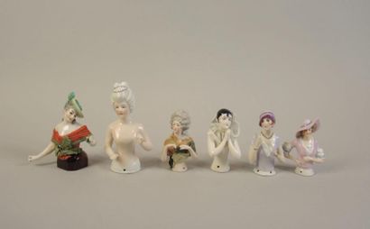 BUSTES PORCELAINE Lot composé de 6 haut bustes féminins de mode en biscuit ou en...