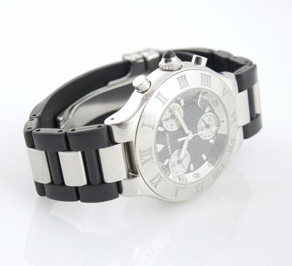 CARTIER Montre bracelet en acier, réf 2424, modèle Must 21 Chronoscaph, avec chronographe....