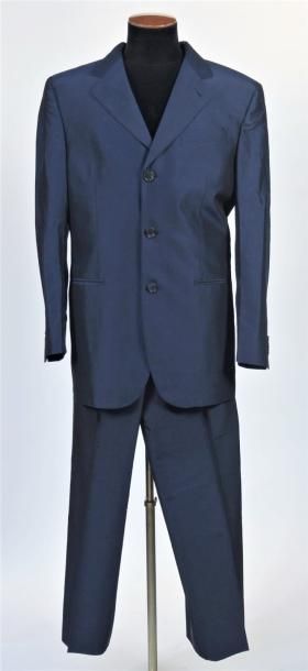 Gianfranco FERRE COSTUME masculin en taffetas de laine et soie chatoyant bleu nuit...
