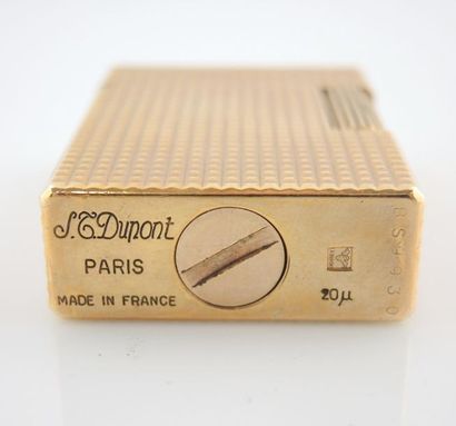BRIQUET S.T. DUPONT ST Dupont. Briquet Ligne 1 BS en métal doré à motif pointes de...