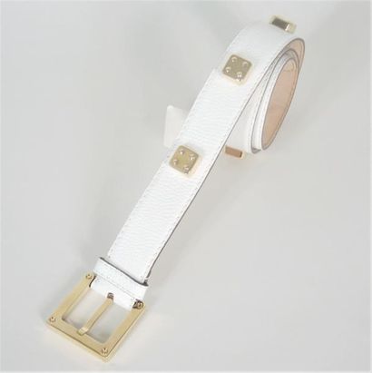 LOEWE CEINTURON en cuir grainé blanc réhaussé d'empiècements métalliques (T80) (état...