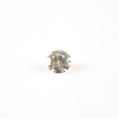Bague solitaire Bague en argent 925/°° centrée d'un diamant rond taillé en brillant...