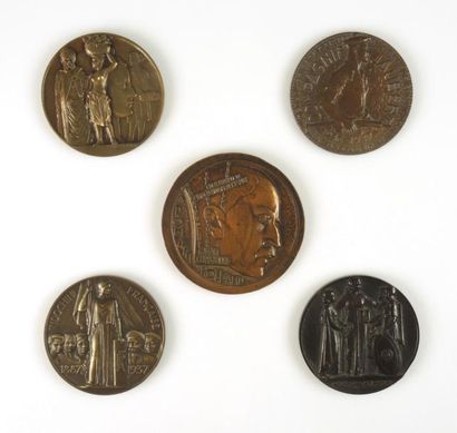 MEDAILLES COLONIALES Lot de 4 médailles coloniales en bronze début XXème siècle (INDOCHINE,...