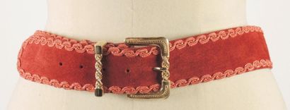 ANONYME SIX CEINTURES vintage dont une en porc velours et passementerie rouge (T...