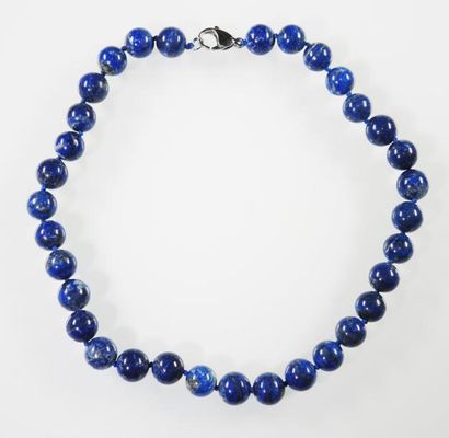 COLLIER LAPIS LAZULI Collier composé de boules d'œil de tigre perles de lapis lazuli....