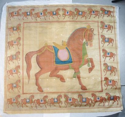 INDE Peinture sur soie représentant un cheval en marche. Inde 20e siècle. Dimensions...