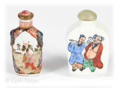 Art d'Asie Lot de 2 tabatières en porcelaine émaillée polychrome. (BE)