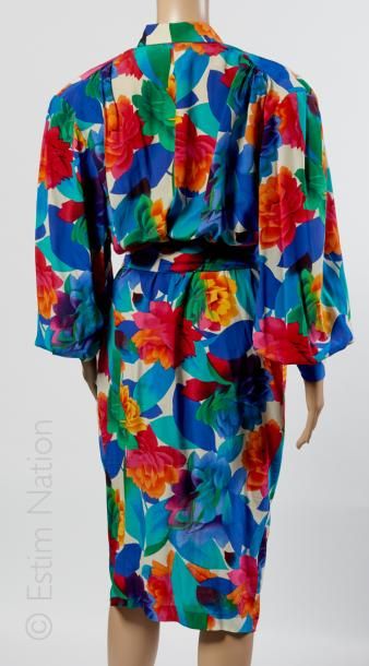 THIERRY MUGLER Vintage, circa 1983/88 ROBE en soie imprimée d'un motif floral multicolore,...