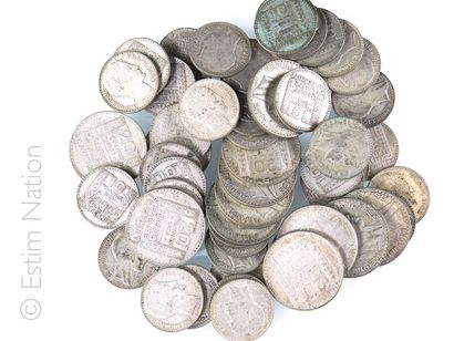 PIECES ARGENT 19-20e siècles Lot de pièces en argent comprenant :


- 45 pièces 10...