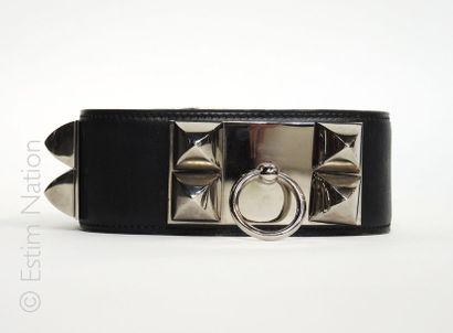 HERMES Paris CEINTURE modèle "Médor" en box noir, garniture cloutée en métal (longueur...