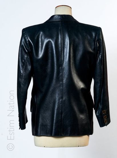 SAINT LAURENT Rive Gauche circa 1980 BLAZER en cuir agneau noir, double boutonnage...