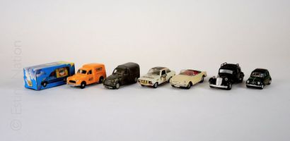 LOT DE VEHICULES MINIATURES 20 véhicules miniatures de marques diverses, certaines...