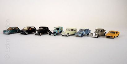LOT DE VEHICULES MINIATURES 23 véhicules miniatures de marques diverses. Bon état...