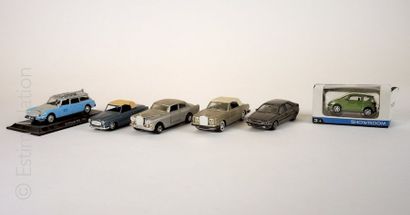 LOT DE VEHICULES MINIATURES 16 véhicules miniatures de marques diverses, certaines...