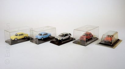 LOT DE VEHICULES MINIATURES 10 véhicules miniatures de marques diverses, certaines...