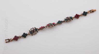 BRACELET 1900 Bracelet en métal patiné composé de motifs floraux stylisés rehaussés...