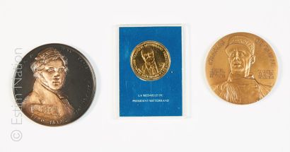 LOT DE MEDAILLES OU PIECES COMMEMORATIVES Lot comprenant :


- Médaille représentant...
