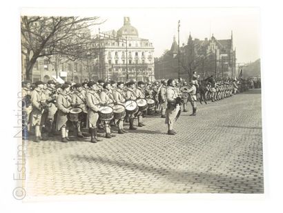 MILITARIA Photographie originale en noir et blanc de la musique du 97e régiment d'infanterie...