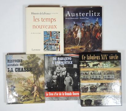 LIVRES SUR LE THEME HISTORIQUE Lot de 5 livres sur le thème historique comprenant...