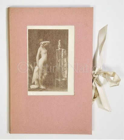 ANONYME ANONYME


Nues 1925 - Portfolio de 12 cartes photographiques - tirage limité...