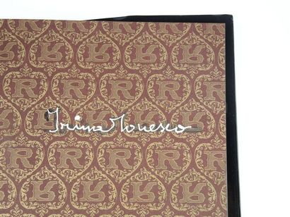 Irina Ionesco "Irina Ionesco" 


Editions Tréville, 2004. 


Signature originale...