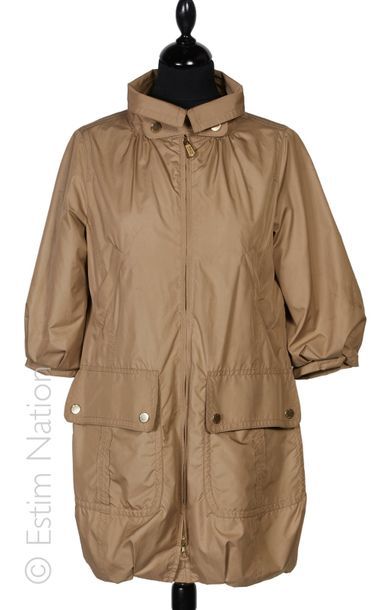 RED VALENTINO PARKA en polyester taupe, demi manches bouffantes, deux grandes poches...