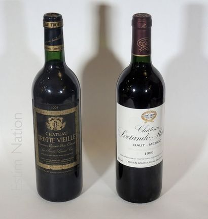 LOT DE VINS Lot de 2 bouteilles de vins rouges dont: 


- 1 bouteille de Château...