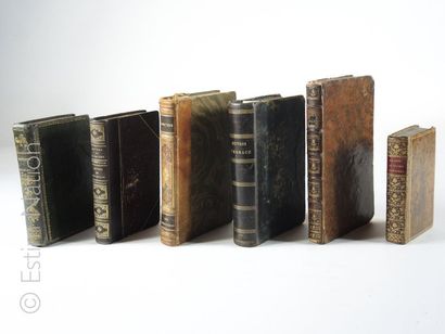 RELIURES XVIIIe et XIXe Ensemble d'environ 20 volumes reliés in-12 et in-8,en état...