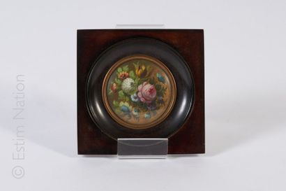Miniature encadrée Miniature peinte à la gouache figurant un jeté de fleurs au naturel...