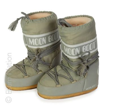 MOON BOOT PAIRE DE BOTTES DE NEIGE en nylon et composite gris (P 27-30) (petite patine...