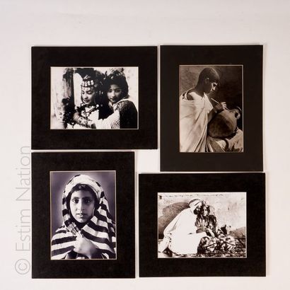 EGYPTE Ensemble de onze reproductions de photographies éthnographiques figurant des...