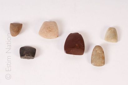 PREHISTOIRE Lot de 6 haches en pierre. Epoque Néolithique. Provenance: Sahara, Niger,...