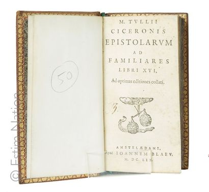 null OUVRAGE XVIIe SIECLE
M.TULLII "Ciceronis epistolarum ad familiares libri XVI"...