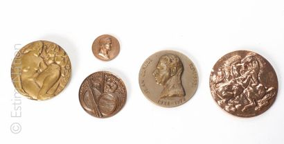 LOT DE MÉDAILLES Lot de médailles double face en bronze: 
- Napoléon Bonaparte -...