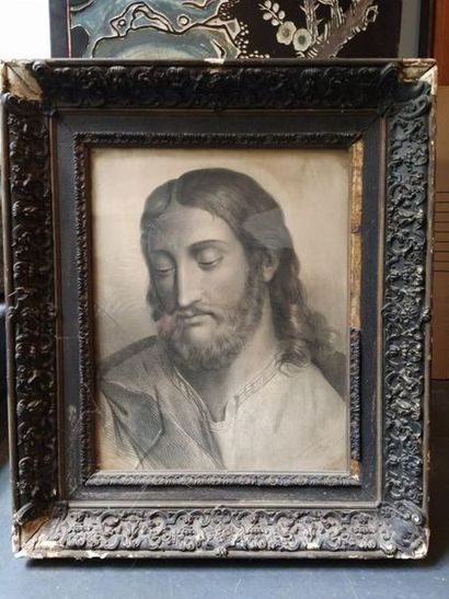 ÉCOLE FRANCAISE. XIXème siècle Portrait du Christ 
Mine de plomb sur papier. Signé...