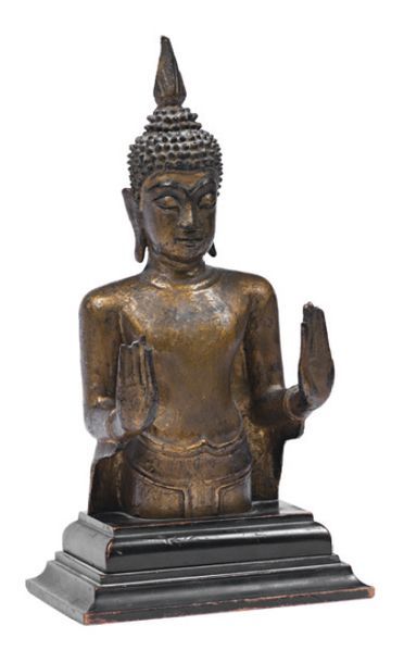 null Statuette de Bouddha en bronze doré, Les deux mains en abhaya mudra (geste d'absence...