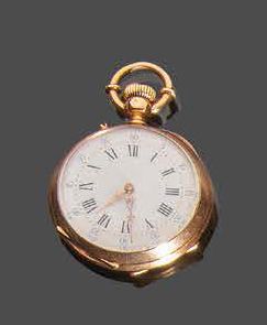 null Pocket watch in 18k gold. Enamelled back (enamel accident).
End of the 19th...