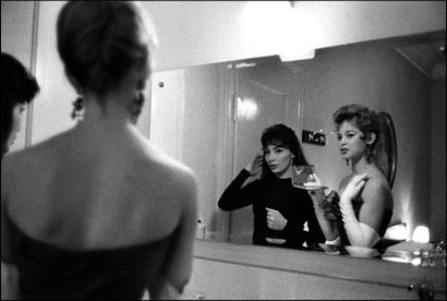 Henri ELWING Juliette Greco et Brigitte Bardot 

Tirage photo format 20,5 X 31 cm...