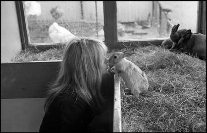 Léonard de RAEMY Brigitte Bardot « La tendresse du lapin » 70’s

Tirage photo format...