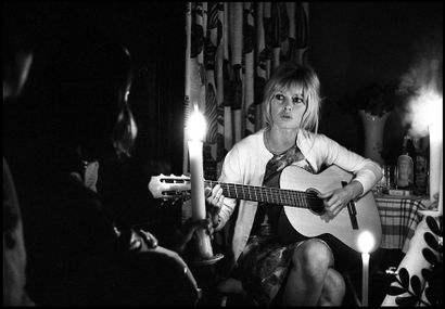 Léonard de RAEMY Brigitte Bardot a Alméria 1968

Tirage photo format 60 X 40,6 cm...