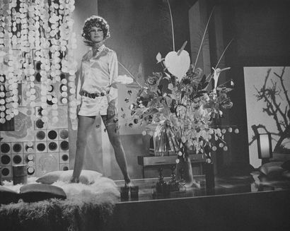 Tony Grylla Brigitte Bardot « Paris 1967

Tirage photo format 38 x 48 cm signé et...