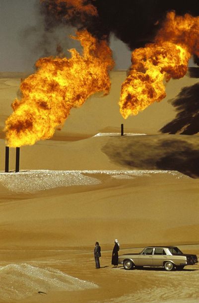 Jack BURLOT Site petrolier d’Abu Al Bukoosh Abu Dhabi 1974

Tirage photo format 80...