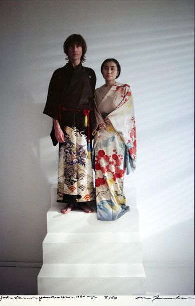 Allan TANNENBAUM John Lennon & Yoko Ono 

Tirage photo couleur format 45,5 x 30 cm...