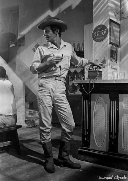 null Jean Paul Belmondo "100,000 dollars in the sun" 1963 

Silver print size 49...