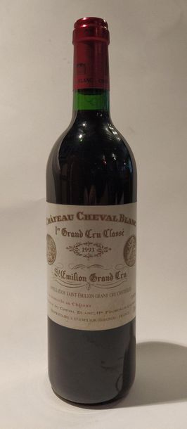 One bottle CHÂTEAU CHEVAL BLANC 1er GCC (A)...