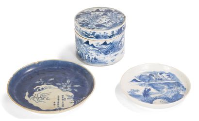 Three blue/white porcelains, including two...